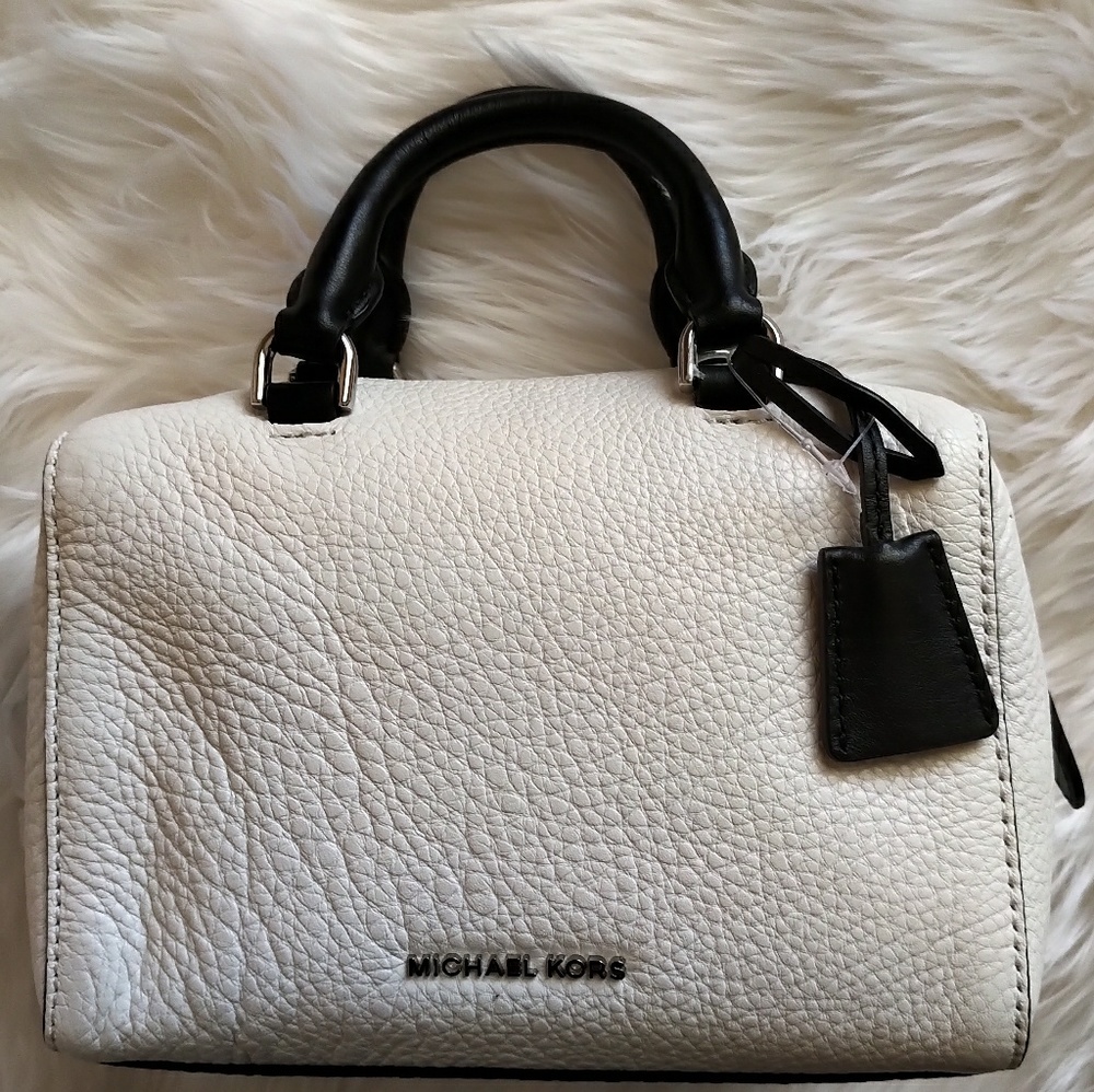 *SOLD* Michael Kors Extra Small Kirby Satchel - Picture 7 of 8